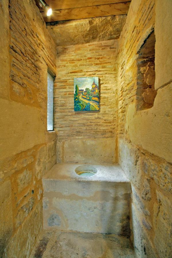 Le Prieure Du Chateau De Biron Biron  Εξωτερικό φωτογραφία